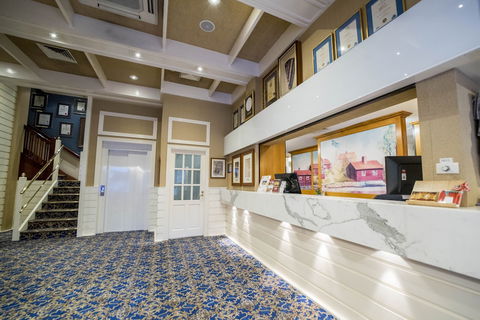European Hotel - Whitsundays Accommodation 4