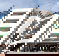 Abode Tuggeranong - Whitsundays Accommodation