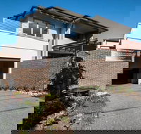 The Waverley International Hotel - Whitsundays Accommodation