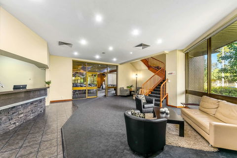 Presidential Motel - Whitsundays Accommodation 2