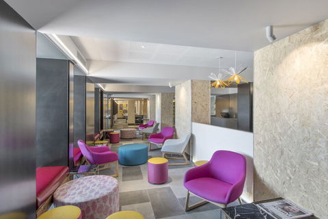 Metro Hotel Perth - Whitsundays Accommodation 3