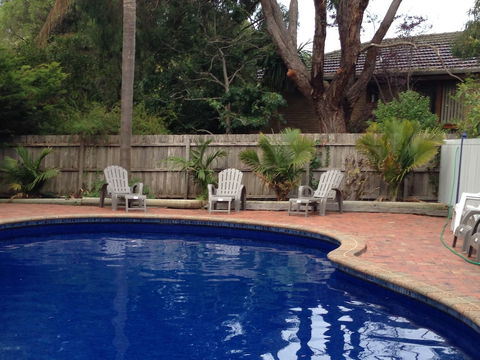 The Coachman Motel & Units - Whitsundays Accommodation 2