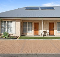 Coopers Colonial Motel - Whitsundays Accommodation