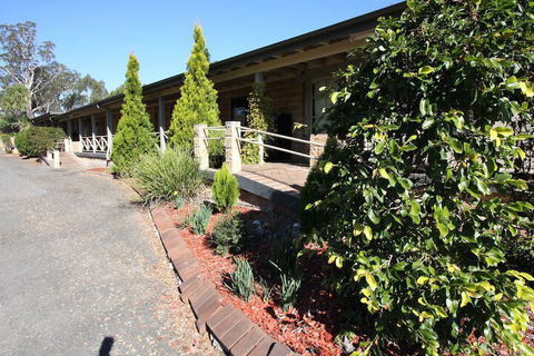 Picton Valley Motel - Whitsundays Accommodation 5