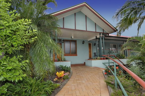 McNevins Loganholme Motel - Whitsundays Accommodation 1