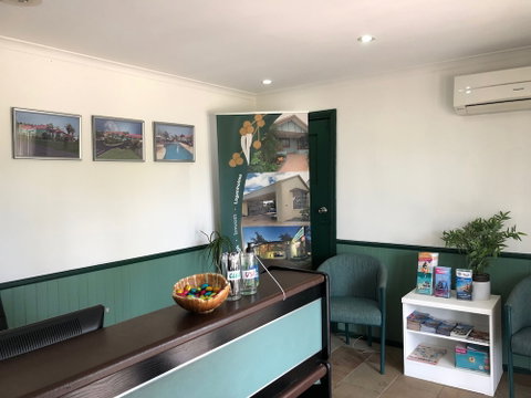 McNevins Loganholme Motel - Whitsundays Accommodation 6