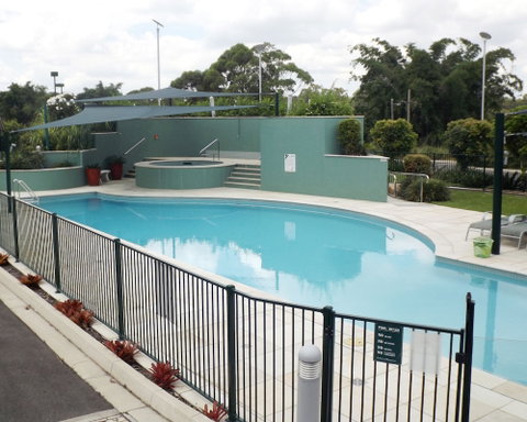 McNevins Loganholme Motel - Whitsundays Accommodation 3