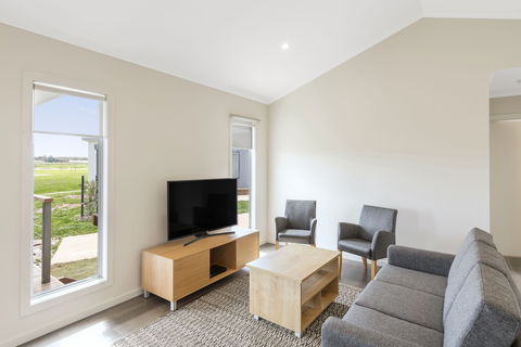 RACV Cobram Resort - Whitsundays Accommodation 3