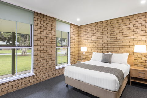 RACV Cobram Resort - Whitsundays Accommodation 4