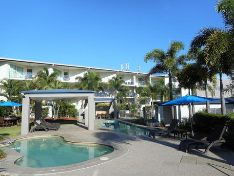 Caloundra Central Apartment Hotel - Whitsundays Accommodation 2