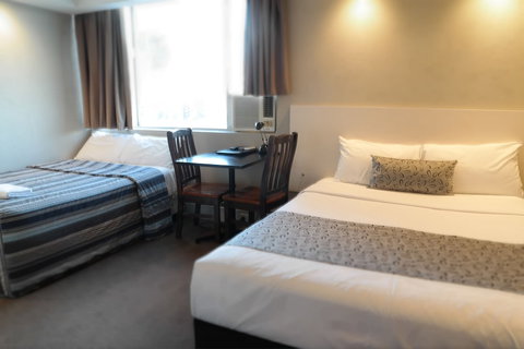 Parkville Place Serviced Apartments - Whitsundays Accommodation 6