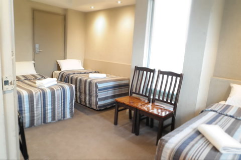 Parkville Place Serviced Apartments - Whitsundays Accommodation 3