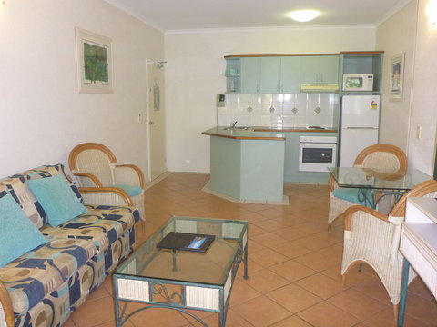 Palm Cove Tropic Apartments - Whitsundays Accommodation 3