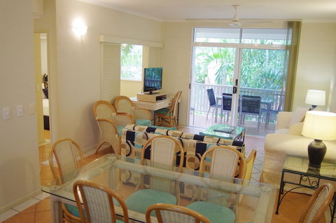 Palm Cove Tropic Apartments - Whitsundays Accommodation 1