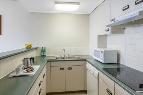 Waldorf Sydney Serviced Apartments - Whitsundays Accommodation 6