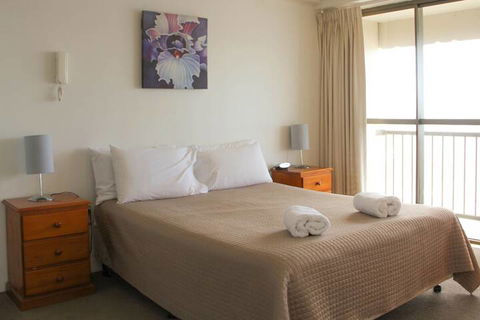 De Ville Apartments - Whitsundays Accommodation 3