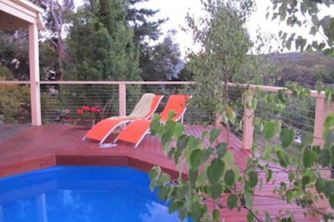 Blue Cliffs Retreat - Whitsundays Accommodation 3