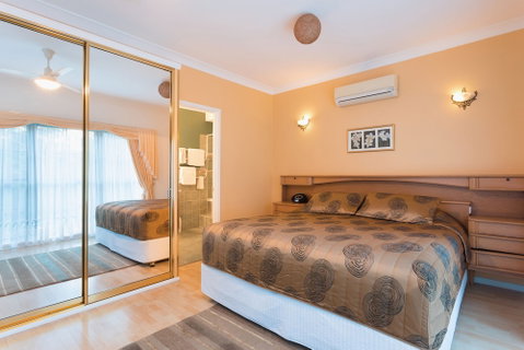 Villa Della Rosa Bed & Breakfast - Whitsundays Accommodation 6