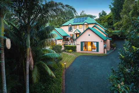 Villa Della Rosa Bed & Breakfast - Whitsundays Accommodation 1