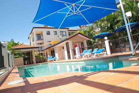 Chevron Palms Holiday Apartments - Whitsundays Accommodation 0