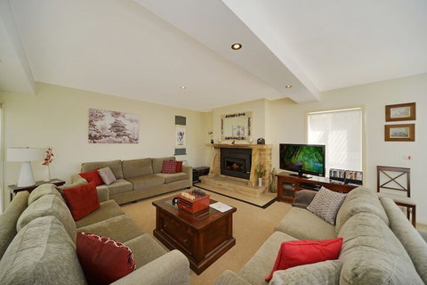 Bundanoon Lodge - Whitsundays Accommodation 6