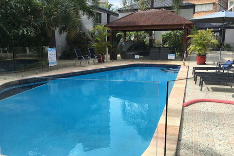 Burleigh Palms Holiday Apartments - Whitsundays Accommodation 4