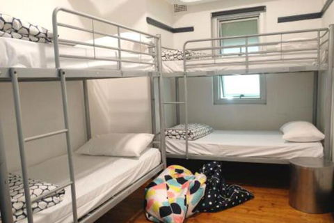 The Downing Hostel - Whitsundays Accommodation 2