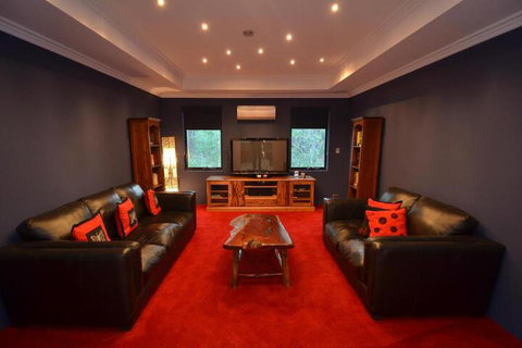 Seclusions Of Yallingup - Whitsundays Accommodation 3