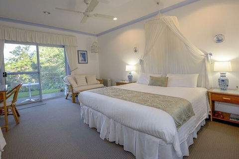 Ninderry Manor Luxury Retreat - Whitsundays Accommodation 6