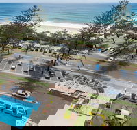 Southern Cross Beachfront Holiday Apartments - Whitsundays Accommodation