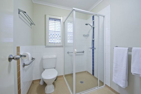 Brisbane Street Studios - Whitsundays Accommodation 2