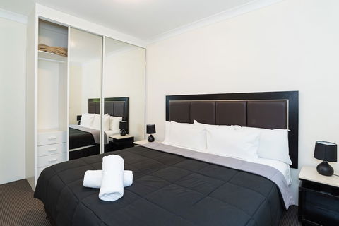 Eastwood Furnished Apartments - Whitsundays Accommodation 6