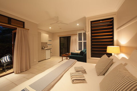 Cavvanbah Beach House - Whitsundays Accommodation 3