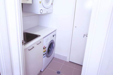 Domain Serviced Apartments - Whitsundays Accommodation 5