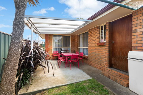 Apartments On Tolmie - Whitsundays Accommodation 0