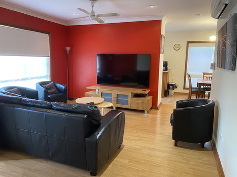 Apartments On Tolmie - Whitsundays Accommodation 2