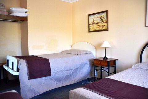 Avoca Cottages - Whitsundays Accommodation 5