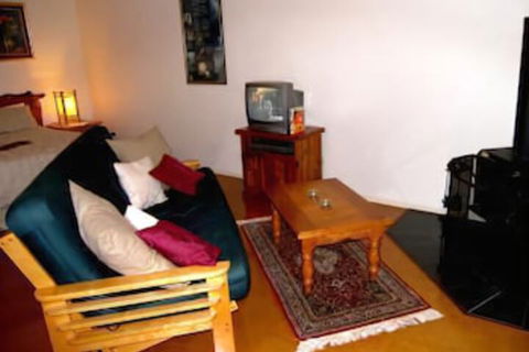 Goomburra Forest Retreat - Whitsundays Accommodation 4