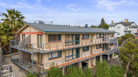 96 On Arthur Apartments - Whitsundays Accommodation 0