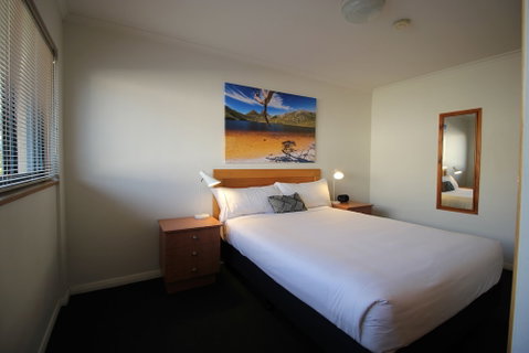 96 On Arthur Apartments - Whitsundays Accommodation 6