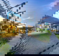 The Apollo Apartments - Whitsundays Accommodation