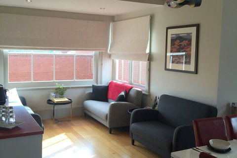 Gregory House - Whitsundays Accommodation 3