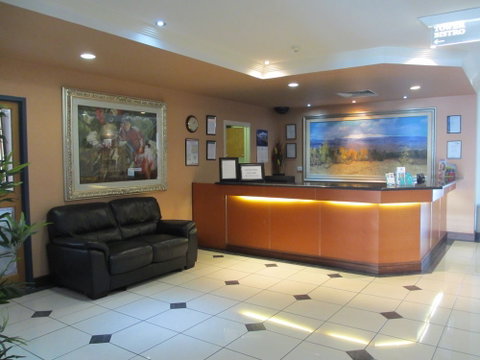 Springwood Tower Apartment Hotel - Whitsundays Accommodation 1