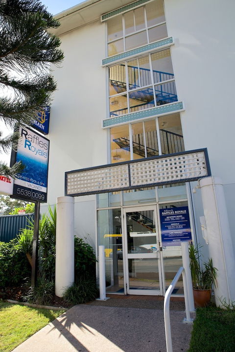 Raffles Royale - Whitsundays Accommodation 2