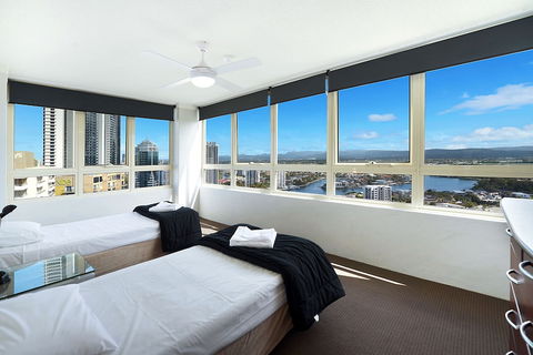 Condor Ocean View Apartments - Whitsundays Accommodation 4