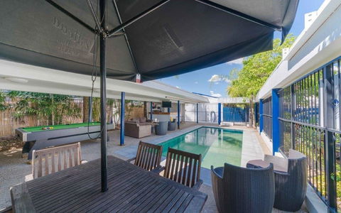The Cosmopolitan Motel And Serviced Apartments - Whitsundays Accommodation 5