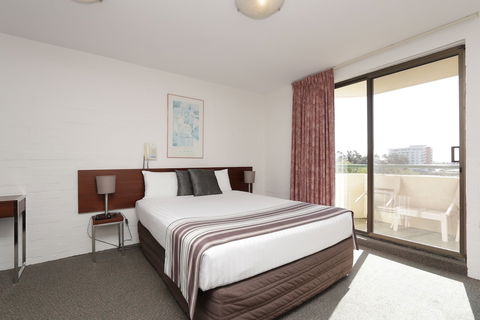 Atrium Resort Hotel - Whitsundays Accommodation 5