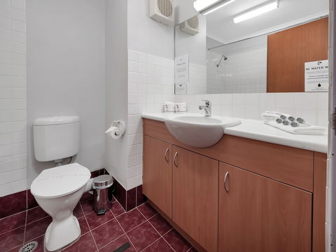 Banjo Paterson Inn - Whitsundays Accommodation 6