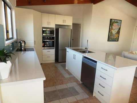 TERRIFIC On TAMARA CRESCENT - Whitsundays Accommodation 6