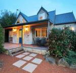 Two Truffles Cottages - Whitsundays Accommodation